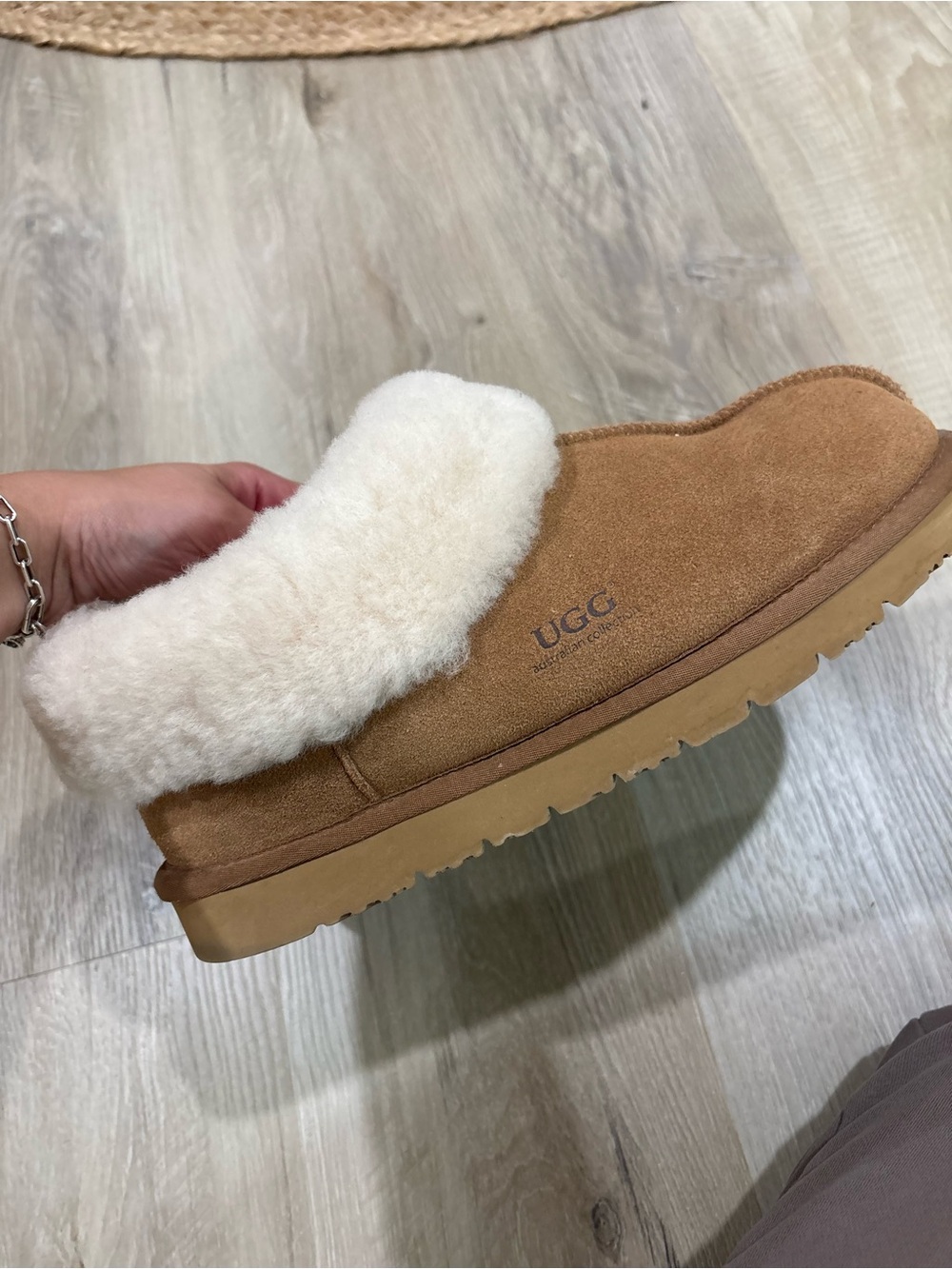 UGG Women's Chestnut Suede Shearling Lined Slip-On - Picture 4 of 4
